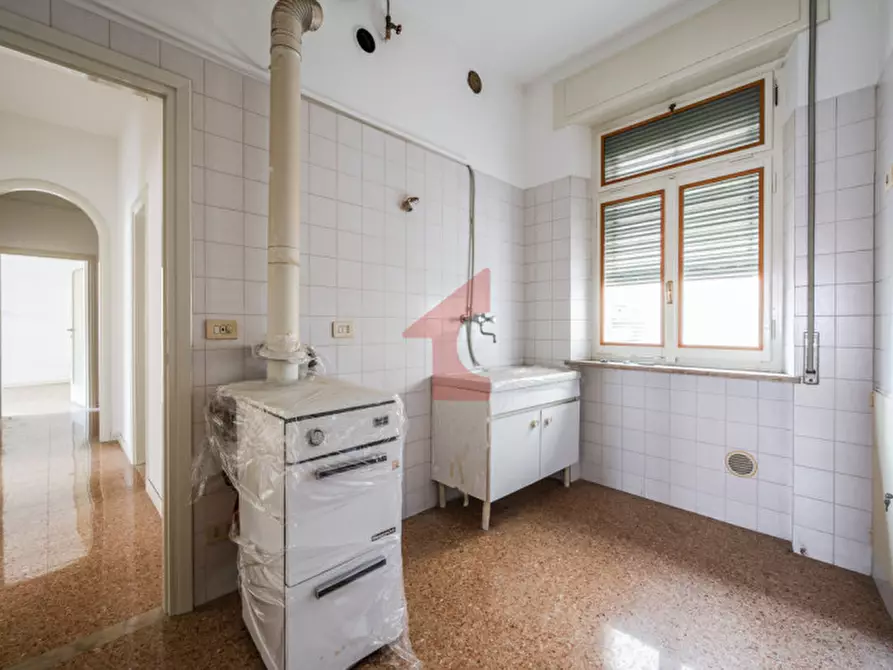 Immagine 62 di Appartamento in vendita  in Via G. Borghesi, 14 a Parma