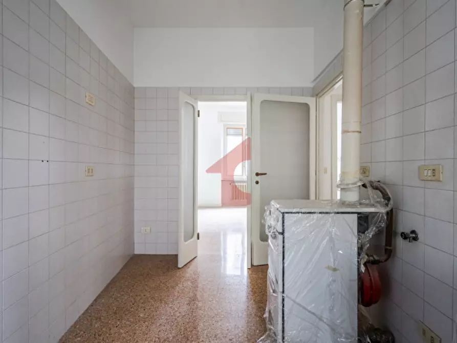 Immagine 63 di Appartamento in vendita  in Via G. Borghesi, 14 a Parma