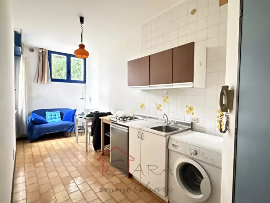 Immagine 1 di Appartamento in vendita  in Via Turazza a Padova
