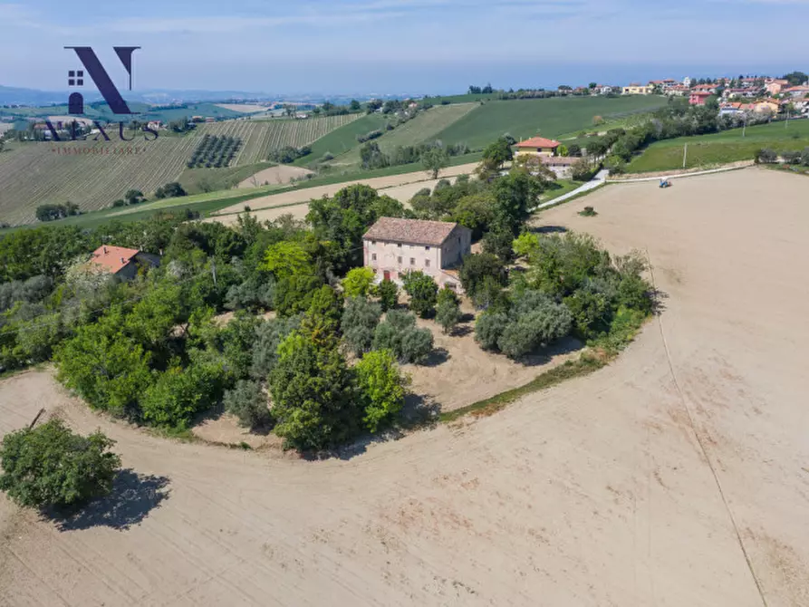 Immagine 1 di Rustico / casale in vendita  in Strada Vincareto a San Costanzo
