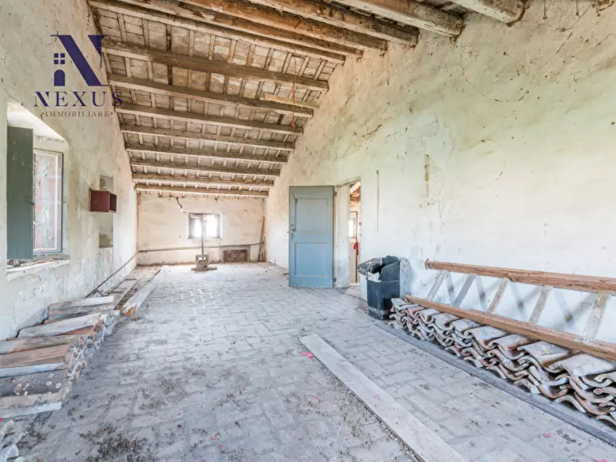 Immagine 38 di Rustico / casale in vendita  in Strada Vincareto a San Costanzo