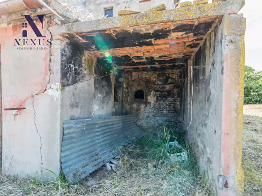 Immagine 50 di Rustico / casale in vendita  in Strada Vincareto a San Costanzo
