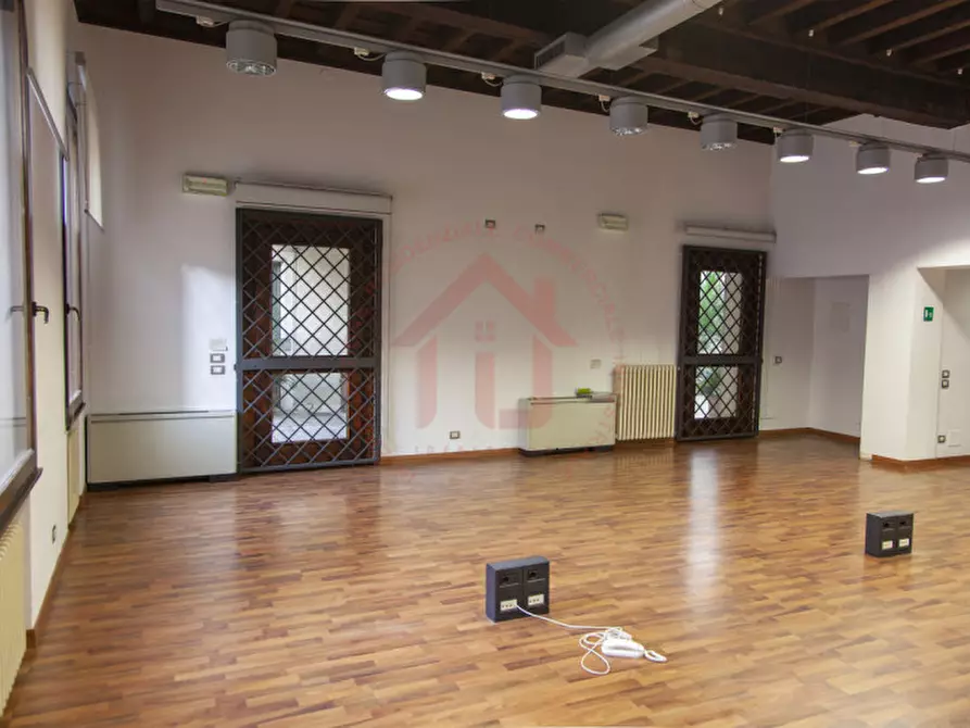 Immagine 4 di Negozio in affitto  in Corso Milano 18 a Padova