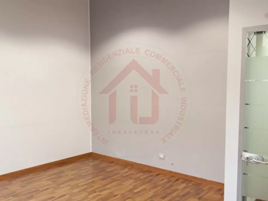 Immagine 18 di Negozio in affitto  in Corso Milano 18 a Padova