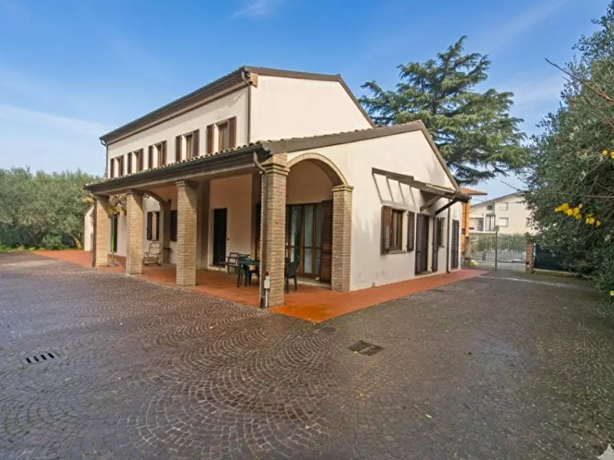Immagine 1 di Casa bifamiliare in vendita  in via Don Lorenzo Milani a Misano Adriatico