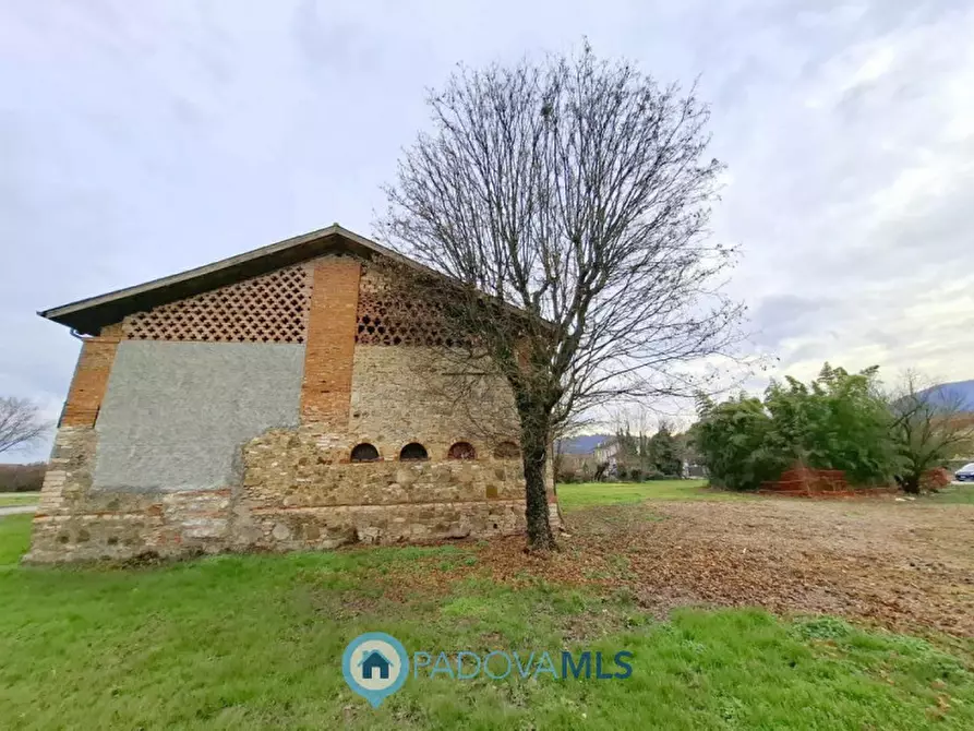 Immagine 34 di Rustico / casale in vendita  in Via San Francesco a Rovolon