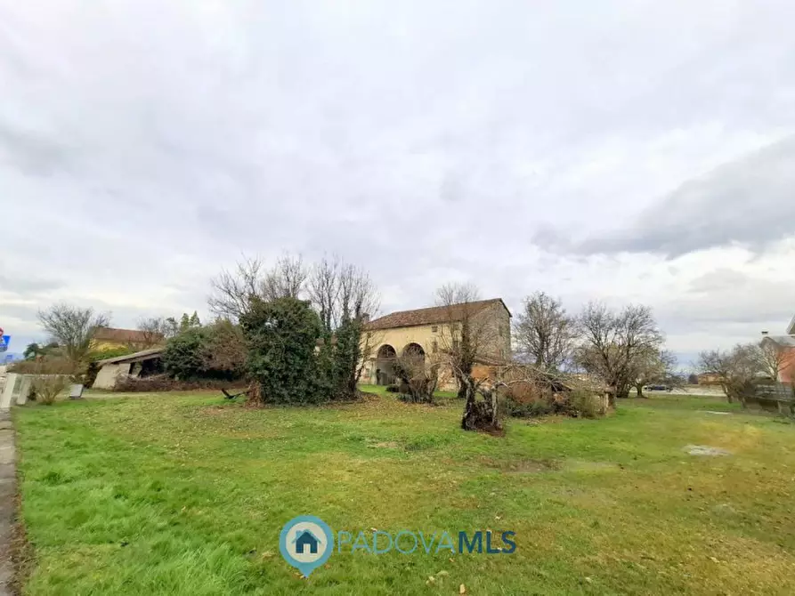 Immagine 36 di Rustico / casale in vendita  in Via San Francesco a Rovolon