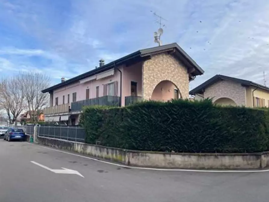Immagine 6 di Appartamento in vendita  in Via Giuseppe Mazzini 3 a Castelnuovo Del Garda