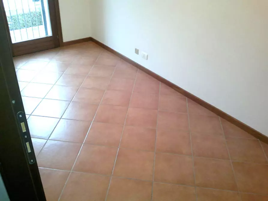 Immagine 4 di Appartamento in vendita  a Padova
