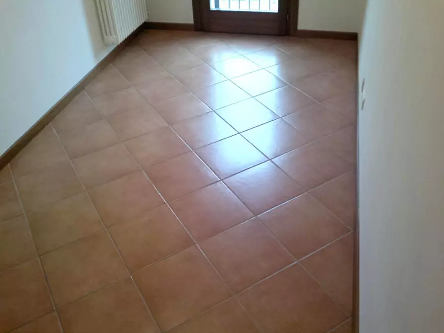 Immagine 5 di Appartamento in vendita  a Padova