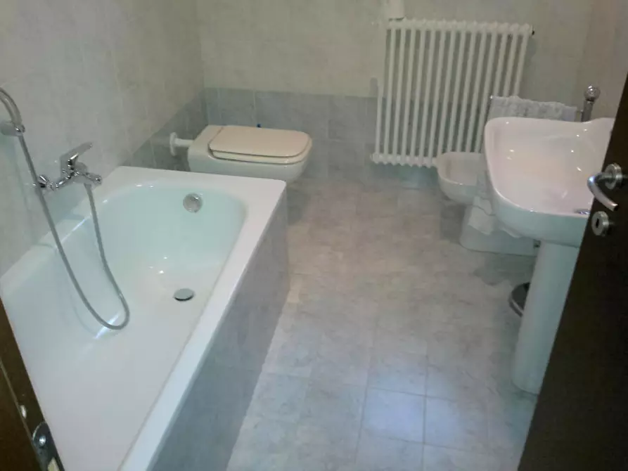 Immagine 8 di Appartamento in vendita  a Padova