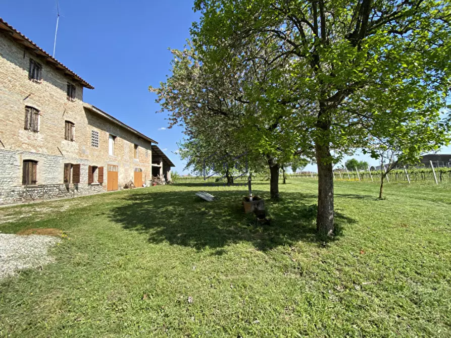 Immagine 1 di Rustico / casale in vendita  in Via Campagne 22 a Ormelle