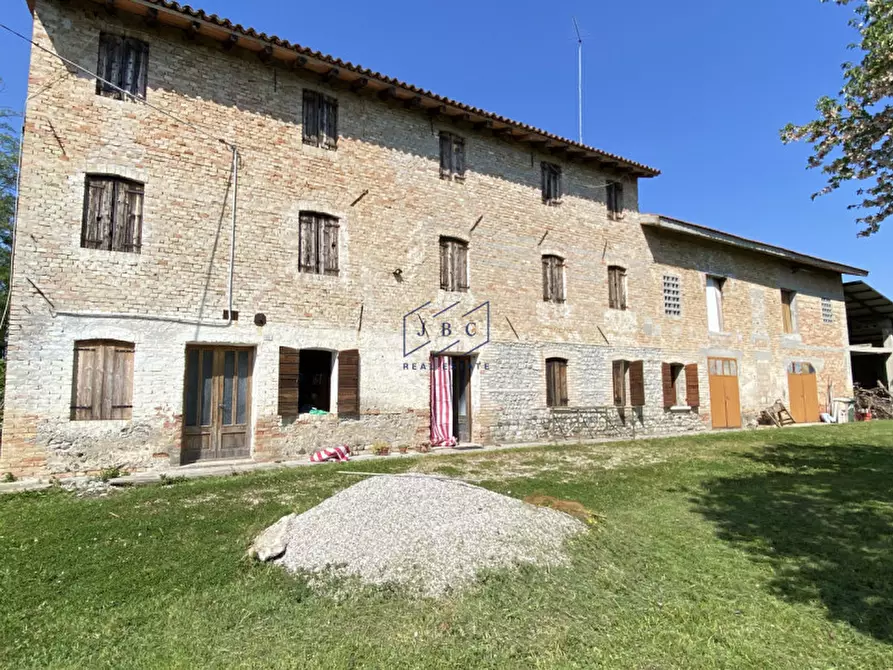 Immagine 2 di Rustico / casale in vendita  in Via Campagne 22 a Ormelle