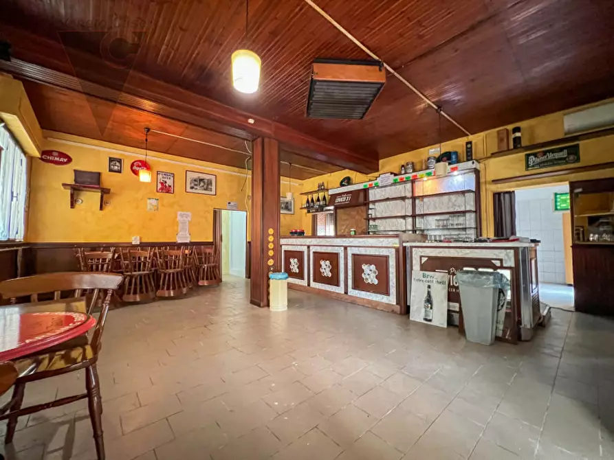 Immagine 1 di Attività commerciale in vendita  in Via San Donato a Correzzola