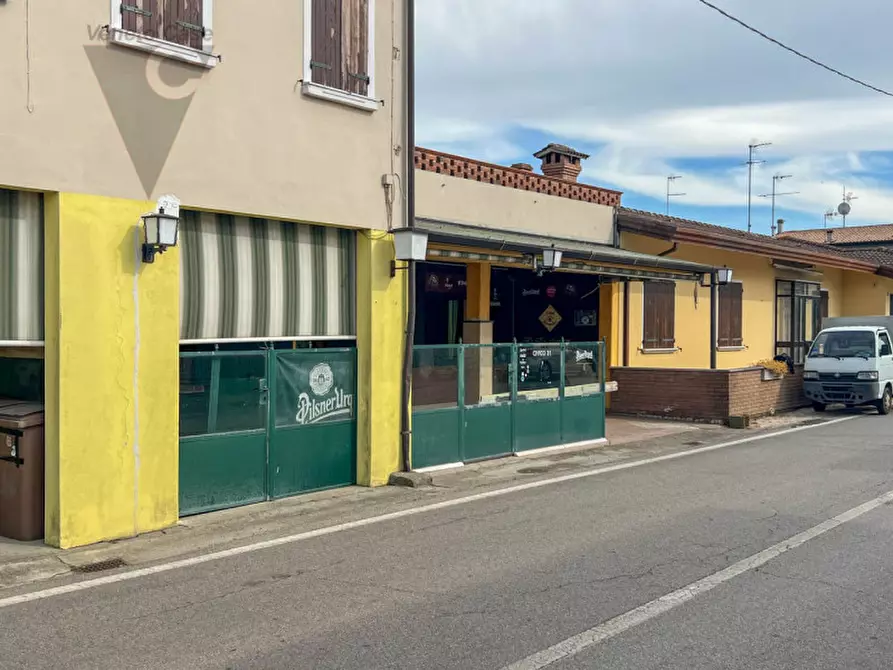 Immagine 18 di Attività commerciale in vendita  in Via San Donato a Correzzola