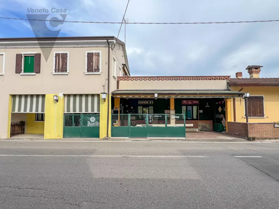 Immagine 19 di Attività commerciale in vendita  in Via San Donato a Correzzola