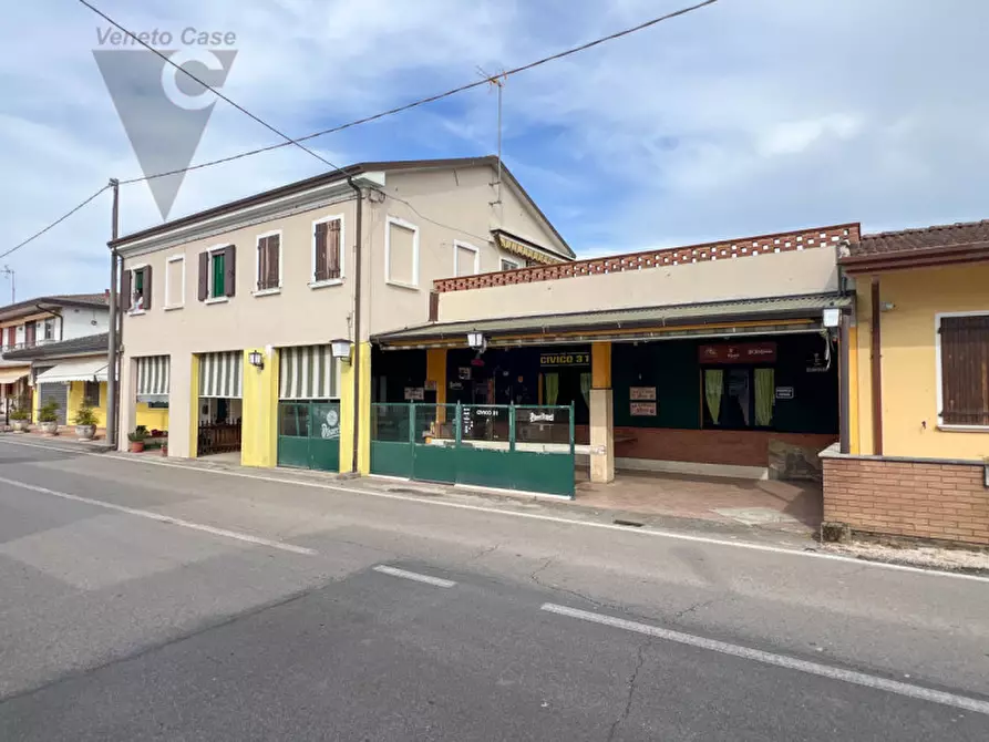 Immagine 20 di Attività commerciale in vendita  in Via San Donato a Correzzola