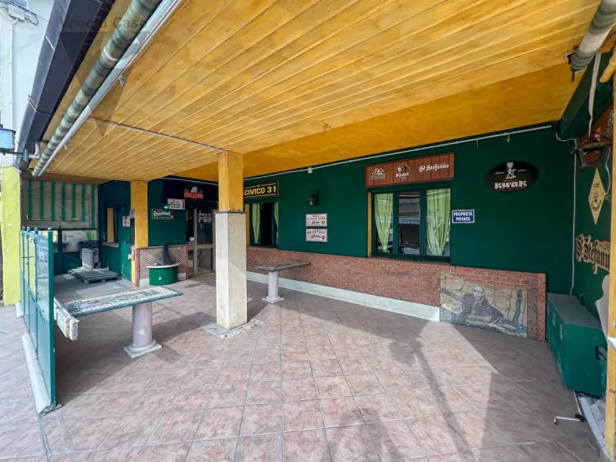 Immagine 21 di Attività commerciale in vendita  in Via San Donato a Correzzola