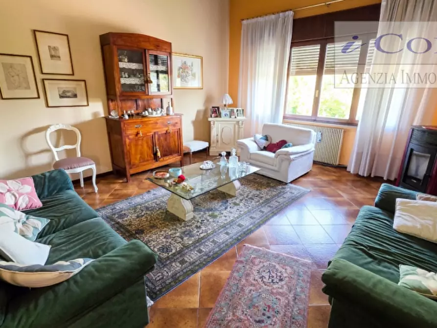 Immagine 1 di Casa bifamiliare in vendita  in Via I. Nievo a Teolo