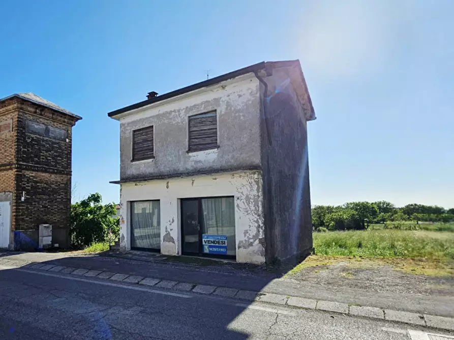 Immagine 10 di Casa indipendente in vendita  in VIA VALBONA a Lozzo Atestino