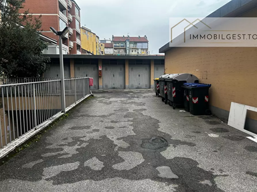 Immagine 3 di Garage in vendita  in Corso Caio Pinio 74 a Torino