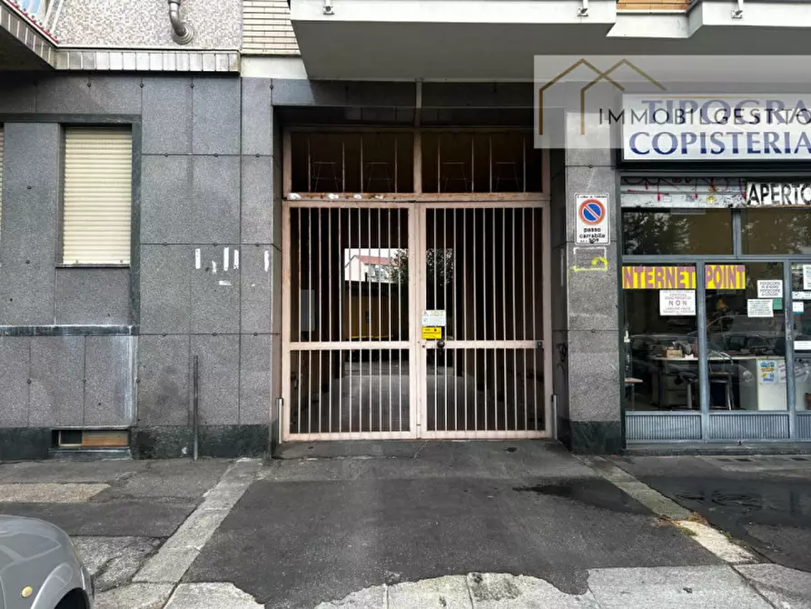 Immagine 4 di Garage in vendita  in Corso Caio Pinio 74 a Torino