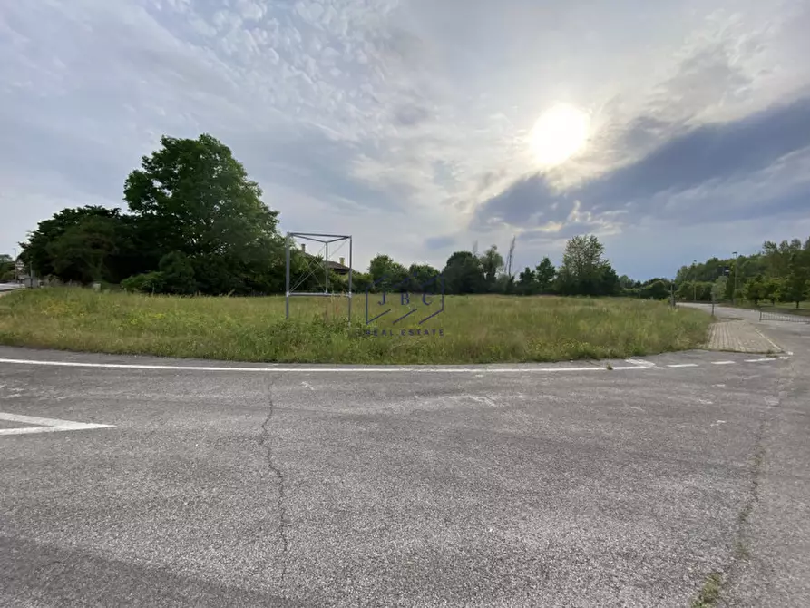 Immagine 5 di Terreno in vendita  in Via Roverat a Portobuffolè