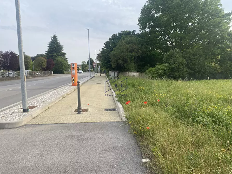 Immagine 14 di Terreno in vendita  in Via Roverat a Portobuffolè