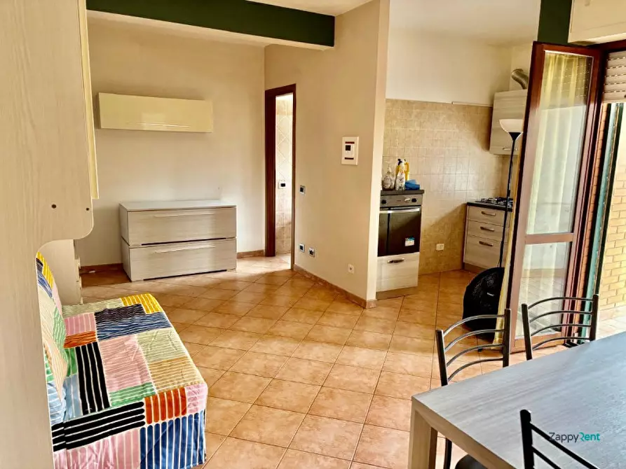 Immagine 1 di Appartamento in affitto  in Via Carlo Lasinio, 32 a Roma