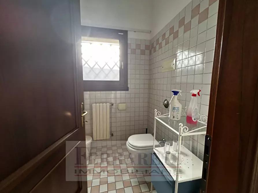 Immagine 5 di Negozio in vendita  in via san marco, 141 a Padova