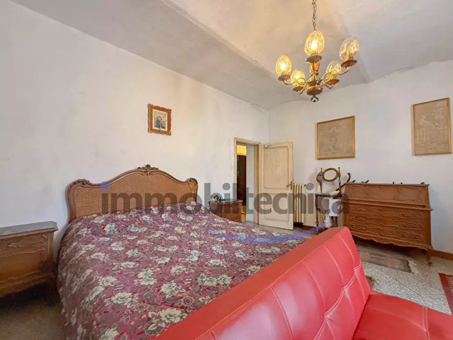 Immagine 9 di Casa indipendente in vendita  in Le Poggiola a Arezzo