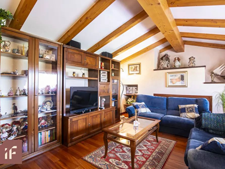 Immagine 15 di Villa in vendita  in via manzoni 8 a Villanova Di Camposampiero