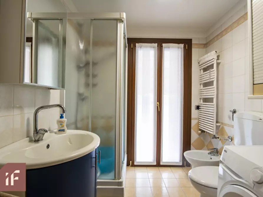 Immagine 16 di Villa in vendita  in via manzoni 8 a Villanova Di Camposampiero