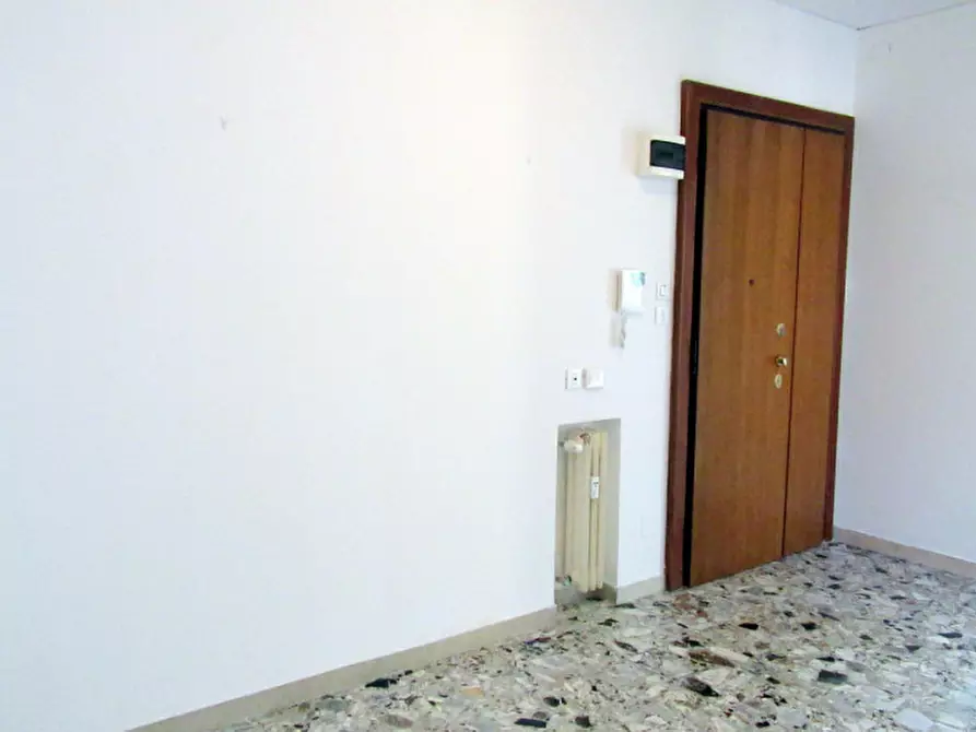 Immagine 13 di Appartamento in vendita  in Via Torino a Padova