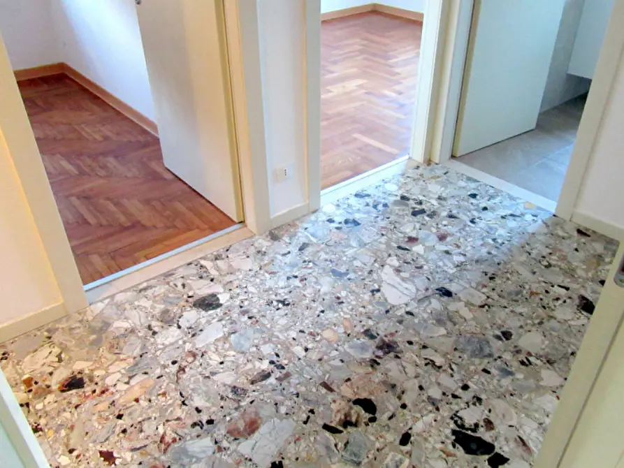Immagine 26 di Appartamento in vendita  in Via Torino a Padova