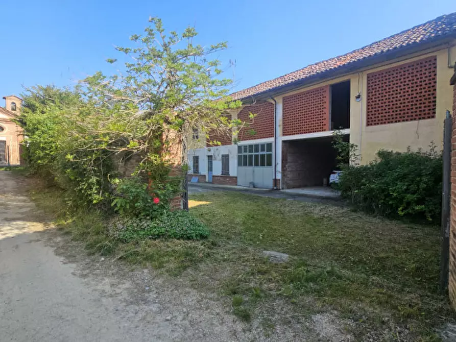 Immagine 2 di Casa indipendente in vendita  in REGIONE VALLE 20 a Castell'alfero