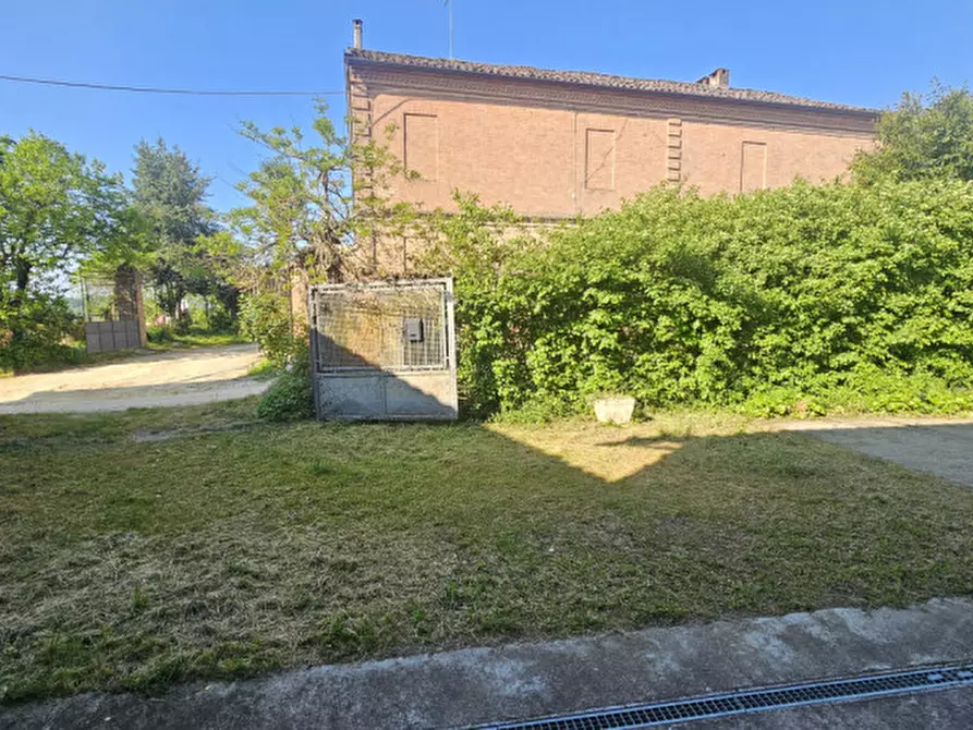 Immagine 5 di Casa indipendente in vendita  in REGIONE VALLE 20 a Castell'alfero