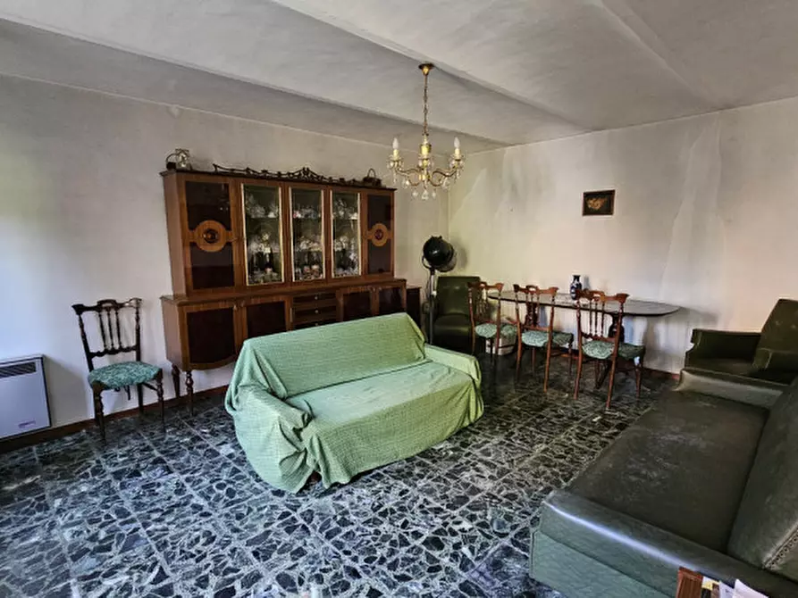 Immagine 7 di Casa indipendente in vendita  in REGIONE VALLE 20 a Castell'alfero