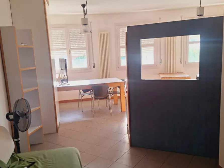 Immagine 5 di Appartamento in vendita  a Castelfranco Veneto