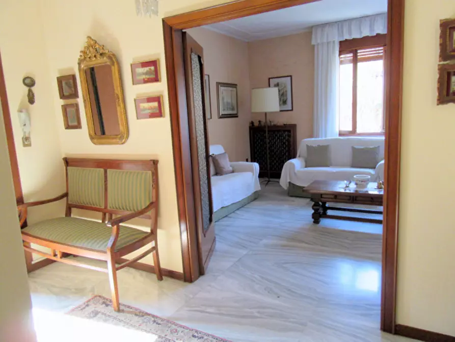 Immagine 7 di Villa in vendita  in Via Mentana a Padova