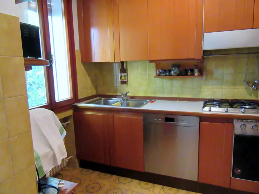 Immagine 12 di Villa in vendita  in Via Mentana a Padova