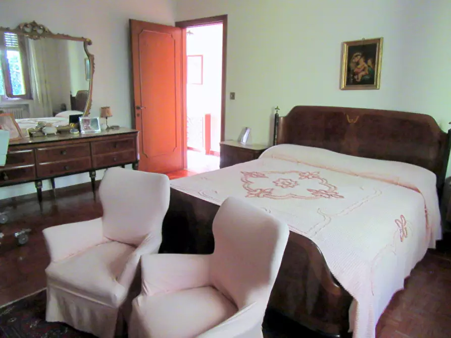 Immagine 21 di Villa in vendita  in Via Mentana a Padova