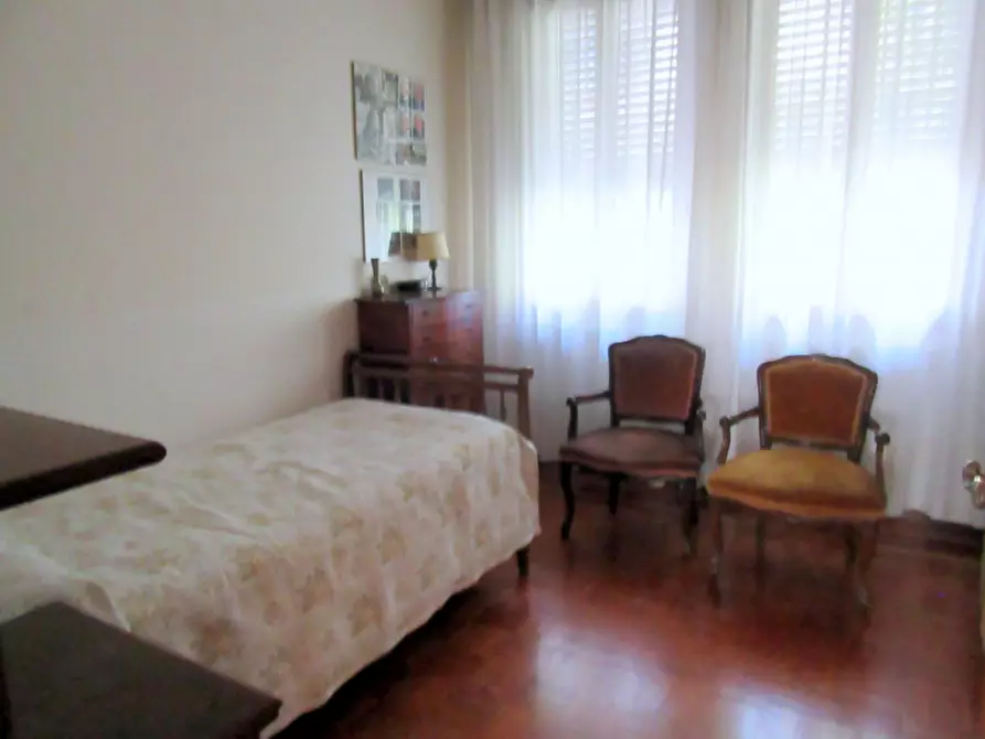 Immagine 23 di Villa in vendita  in Via Mentana a Padova