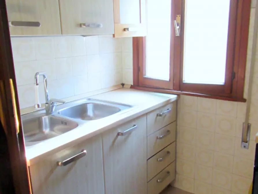 Immagine 49 di Villa in vendita  in Via Mentana a Padova