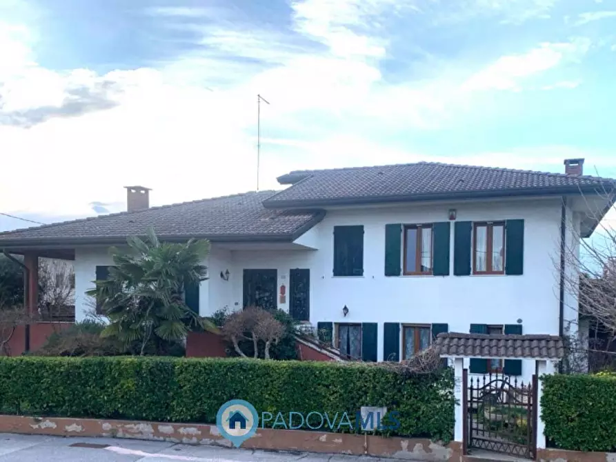 Immagine 2 di Villa in vendita  in Via Risorgimento a Bovolenta