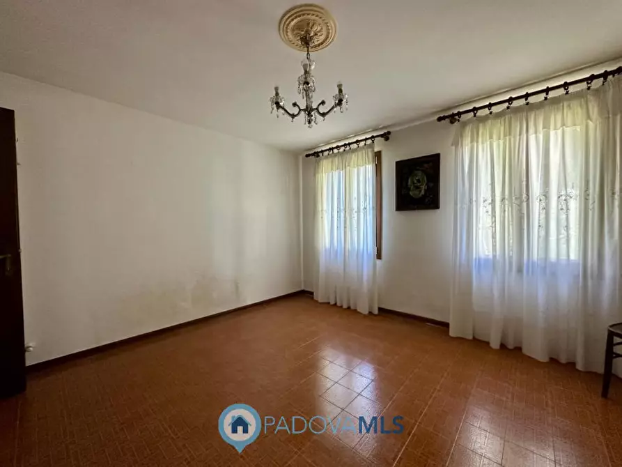 Immagine 11 di Villa in vendita  in Via Risorgimento a Bovolenta