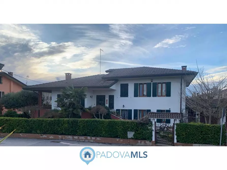 Immagine 26 di Villa in vendita  in Via Risorgimento a Bovolenta