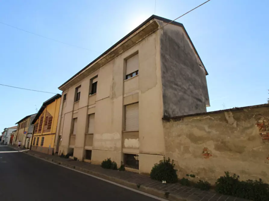 Immagine 13 di Appartamento in vendita  in Via Verri 48 a Biassono