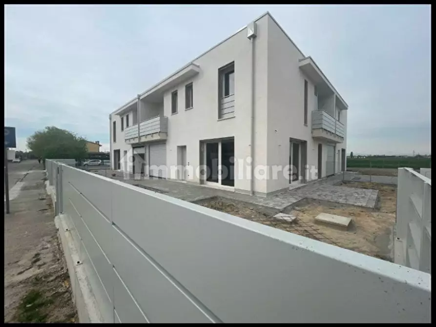 Immagine 7 di Casa quadrifamiliare in vendita  a Rubano