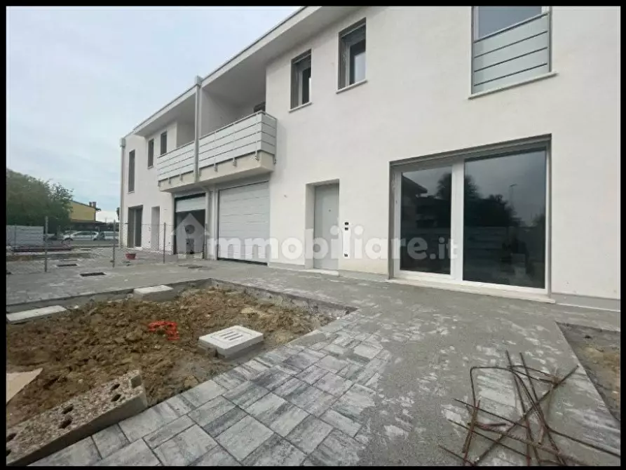 Immagine 9 di Casa quadrifamiliare in vendita  a Rubano